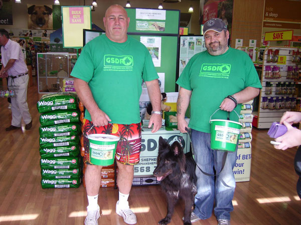 gsdr fundraise at Pets at Home Bradford